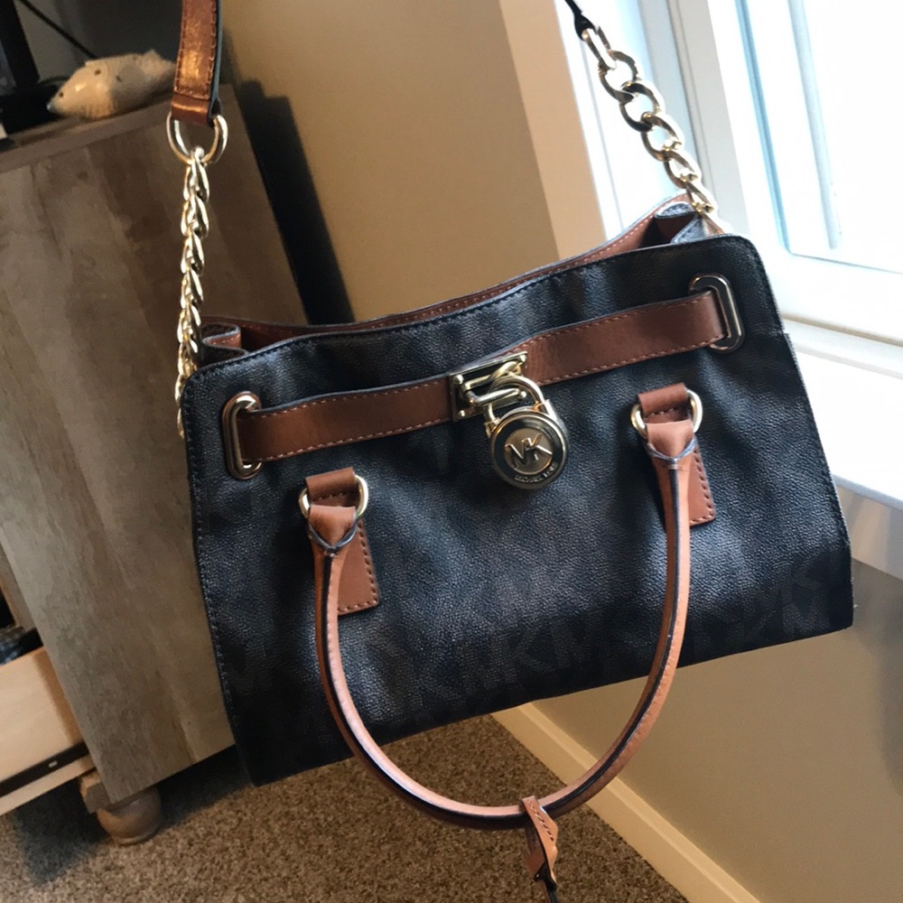 MK purse